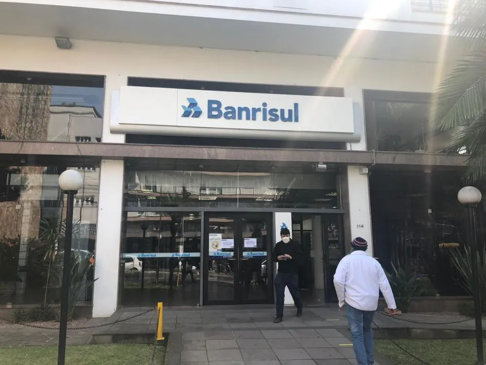 Banrisul Abre 8 Oportunidades De Estágio Em Bento Gonçalves